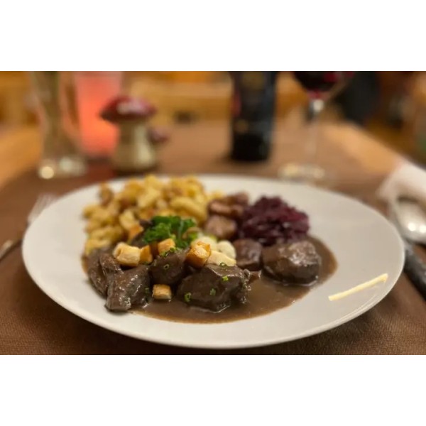 Old-fashioned venison stew