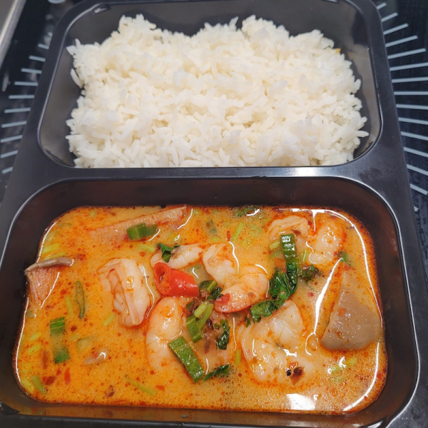 Red curry with giant shrimps